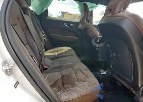 2021 Volvo Xc60 T5 Momentum из США, поврежденный, VIN YV4102DK3M1840279